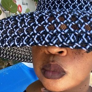 Meet your Posher, Genene